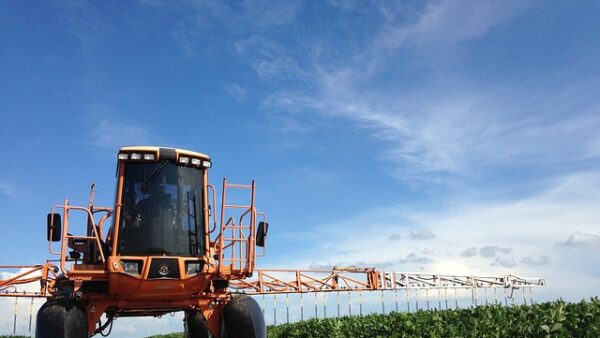 tractor, field, spray crops