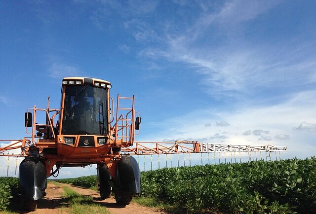 tractor, field, spray crops